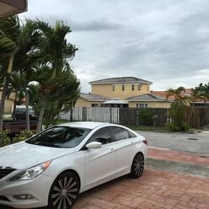 Meet your Posher, Henry